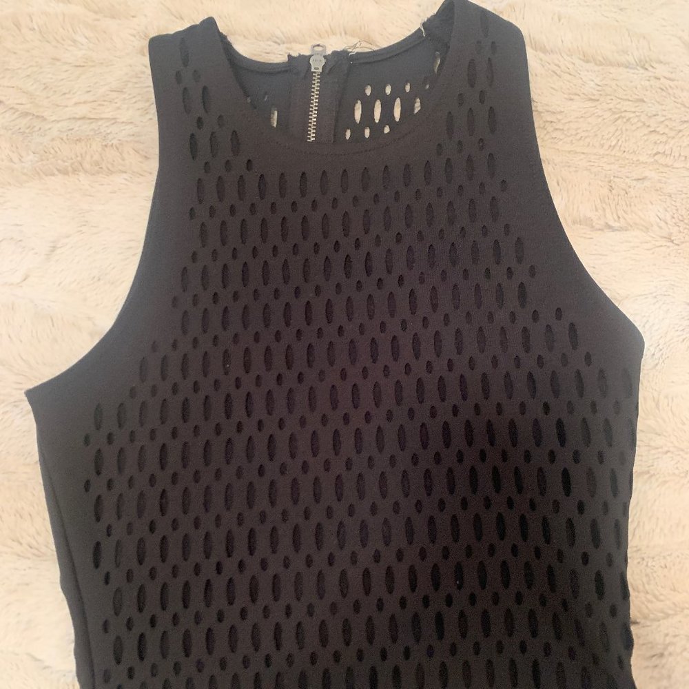 black crop top